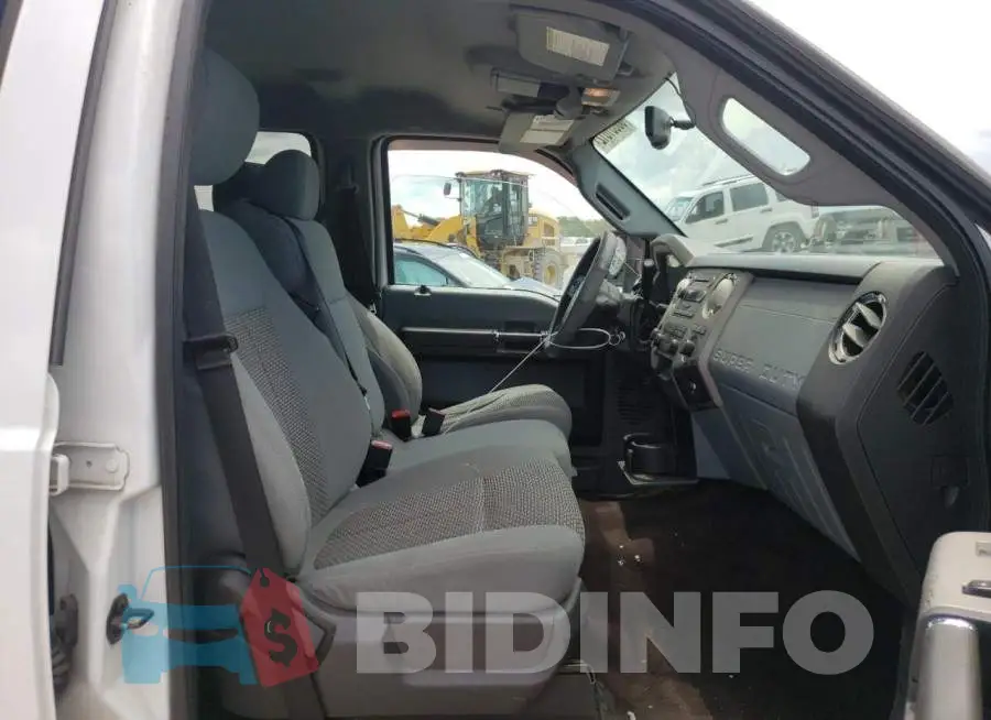 1FT7W2B64FED65304 Photo# 5
