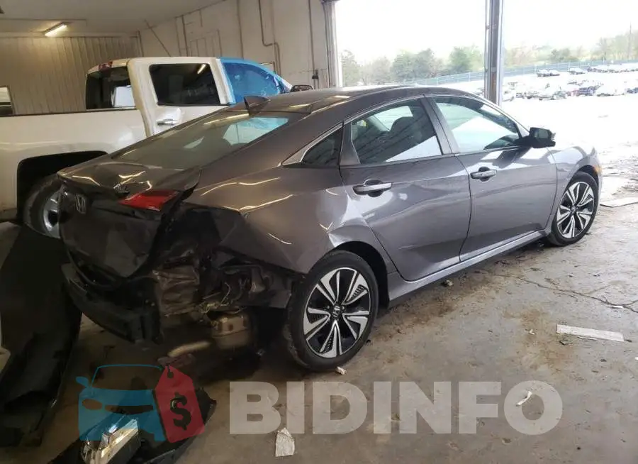 19XFC1F70HE011756 Photo# 3