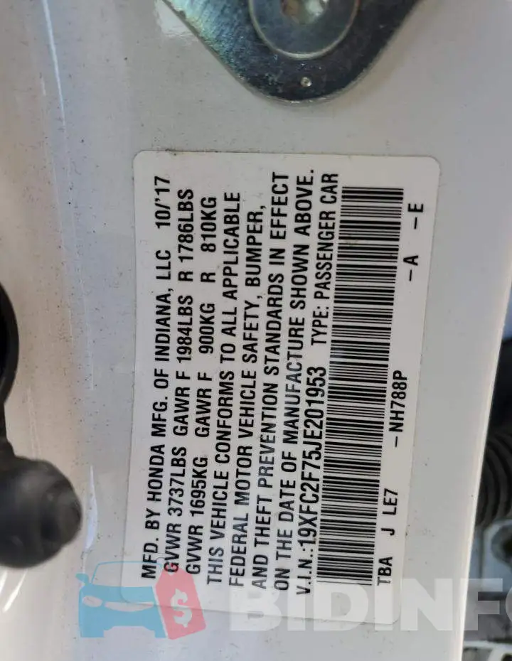 19XFC2F75JE201953 Photo# 13