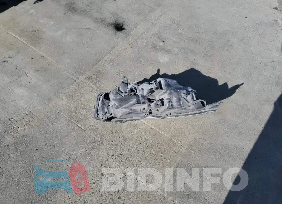 JN1BV7AP3FM342027 Photo# 12