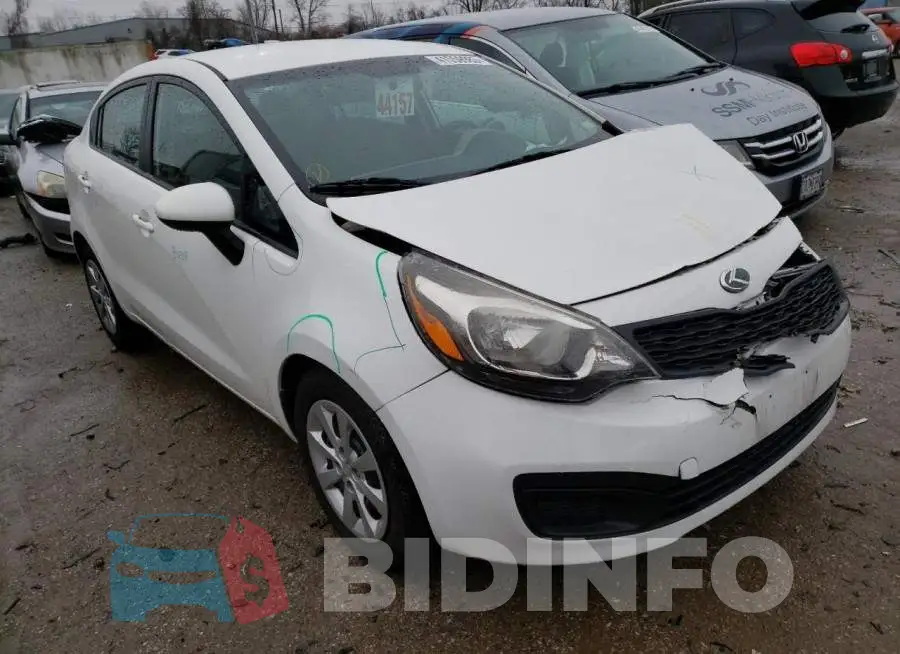 KNADM4A37F6440984 Photo# 4