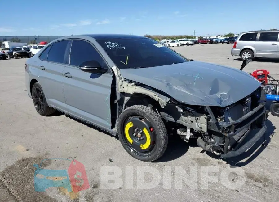 3VW2T7BU9NM002937 Photo# 4