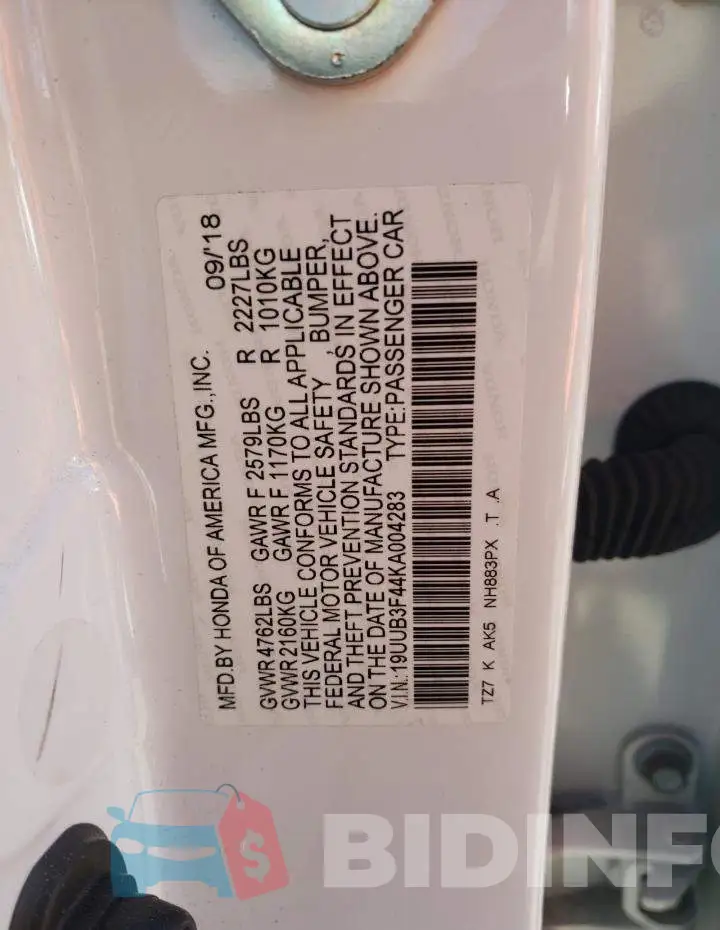 19UUB3F44KA004283 Photo# 12