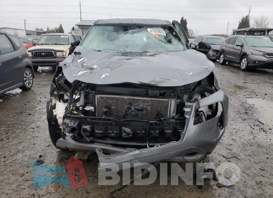 5N1BT3BA3NC693512 Photo# 5