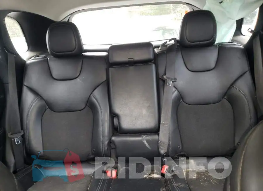 1C4PJMLB2KD438482 Photo# 10
