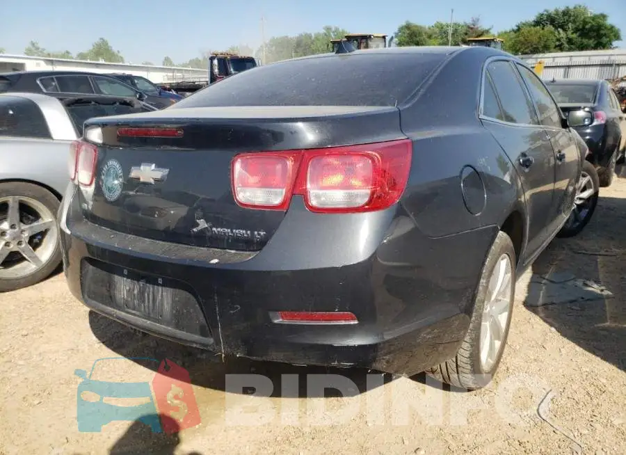 1G11E5SL6EF295533 Photo# 4