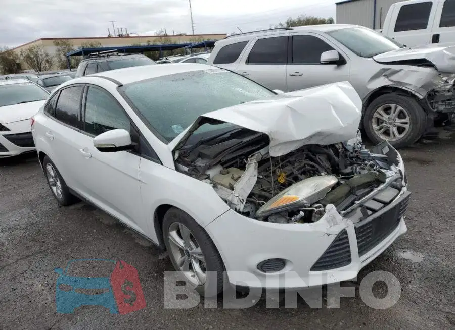 1FADP3F2XEL363604 Photo# 4