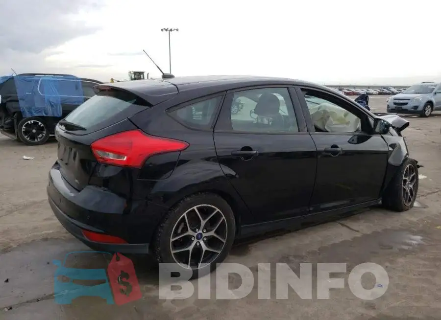 1FADP3M22HL290512 Photo# 3