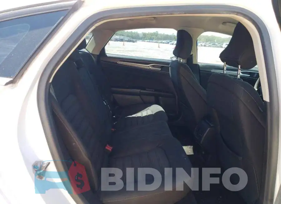 3FA6P0H79HR355743 Photo# 10