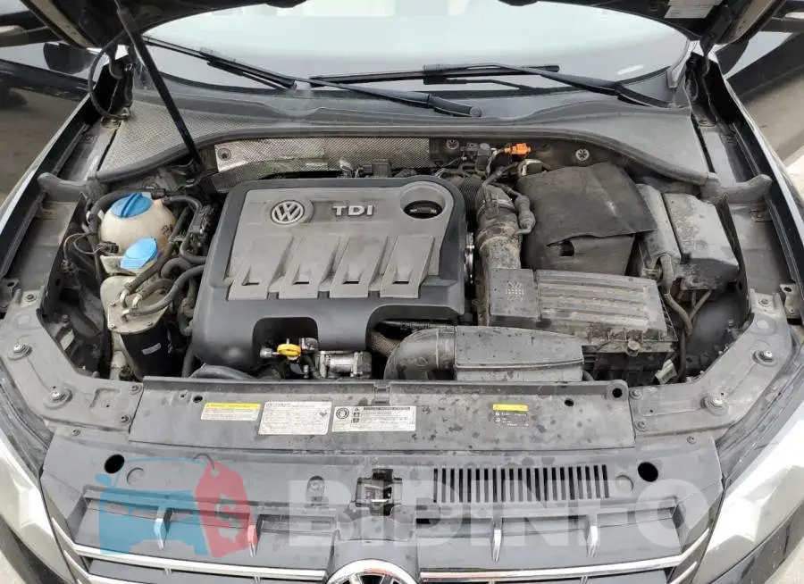 1VWBN7A38EC102385 Photo# 11