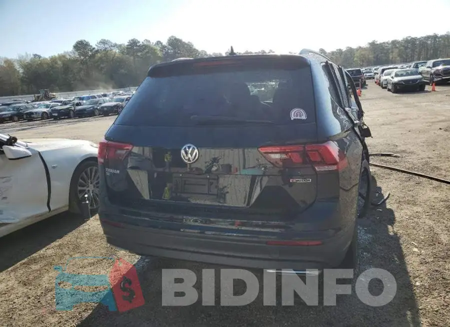 3VV2B7AX2KM025877 Photo# 6