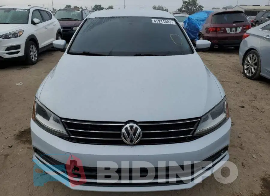 3VW167AJ5HM381384 Photo# 5