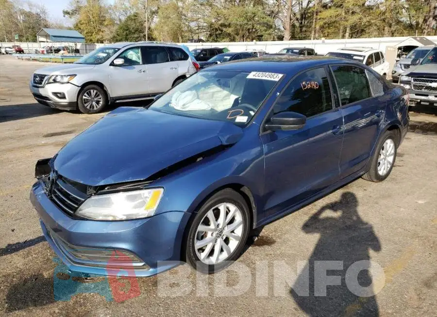 3VWD17AJ1FM205571 Photo# 1