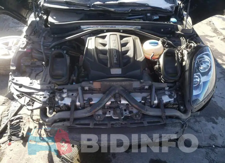 WP1AB2A53GLB40068 Photo# 12