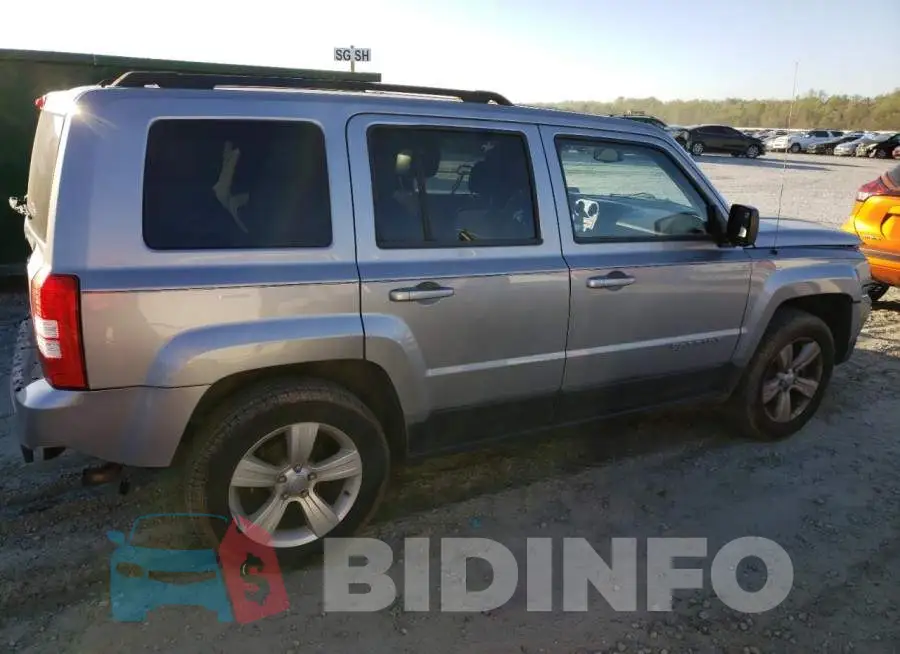 1C4NJRBB9ED825038 Photo# 3