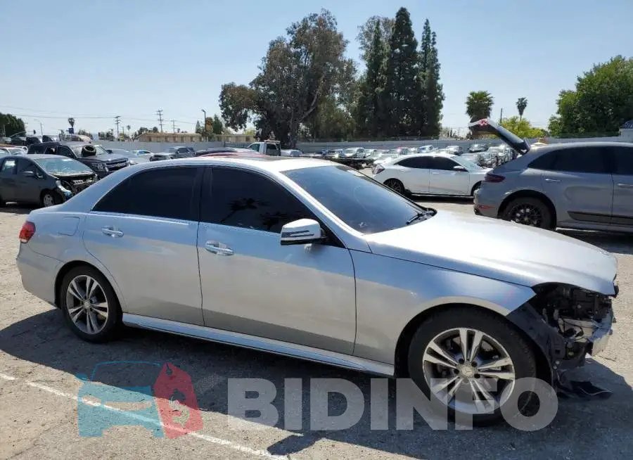 WDDHF5KB2FB148876 Photo# 4