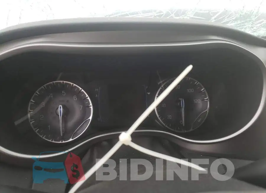 2C4RC1FG8LR281435 Photo# 9