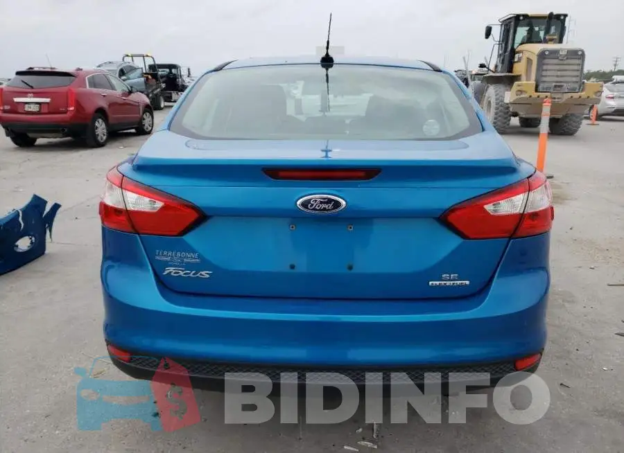 1FADP3F2XEL257895 Photo# 6