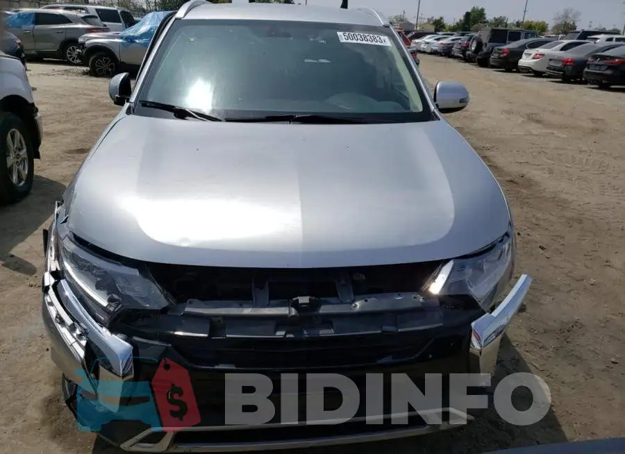 JA4AD3A35KZ033894 Photo# 5
