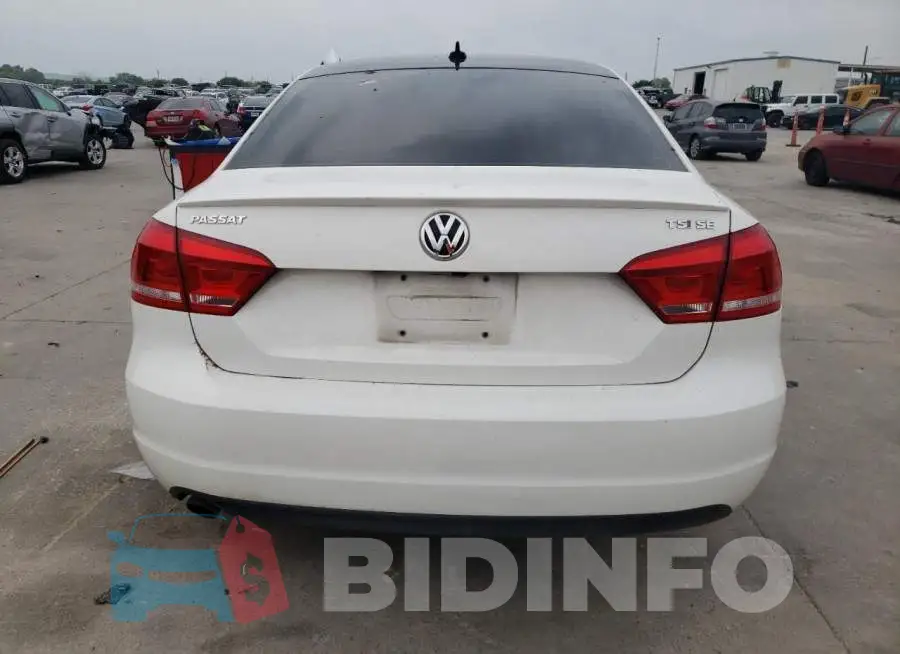 1VWBS7A30FC108384 Photo# 6