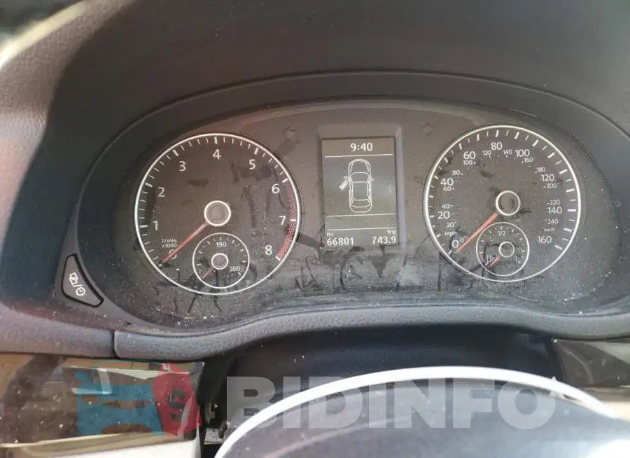 1VWCS7A3XEC013933 Photo# 9