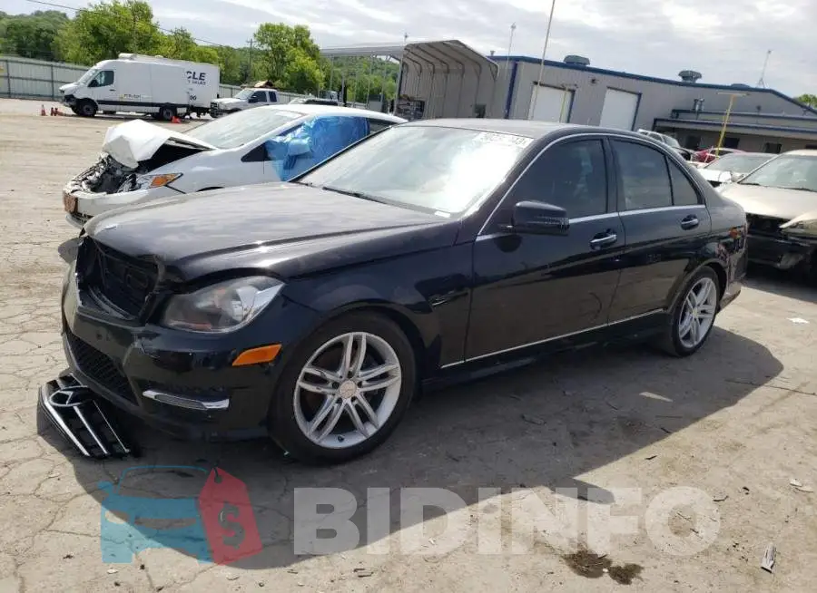 WDDGF4HB2ER305566 Photo# 1