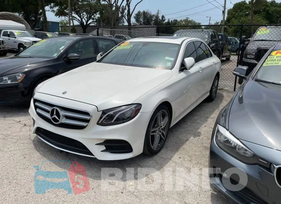 WDDZF4JB3HA261454 Photo# 2