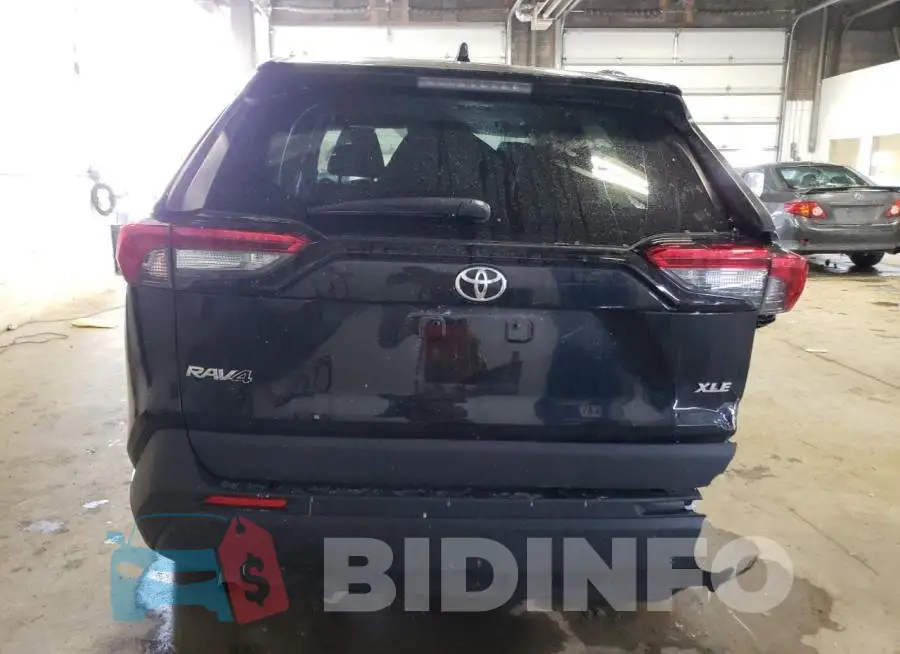 2T3A1RFV8NC297595 Photo# 6
