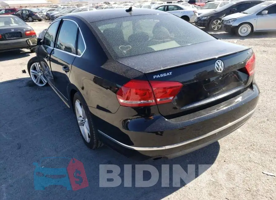 1VWCS7A31EC035061 Photo# 3