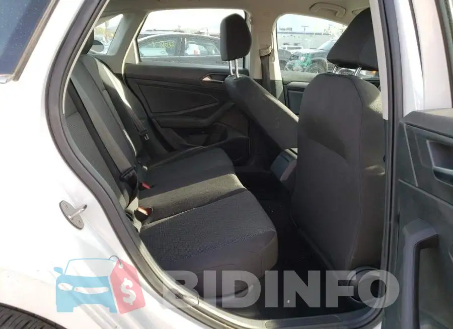 3VWC57BU3MM084208 Photo# 10