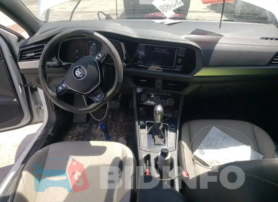 3VWCB7BU6KM148585 Photo# 8