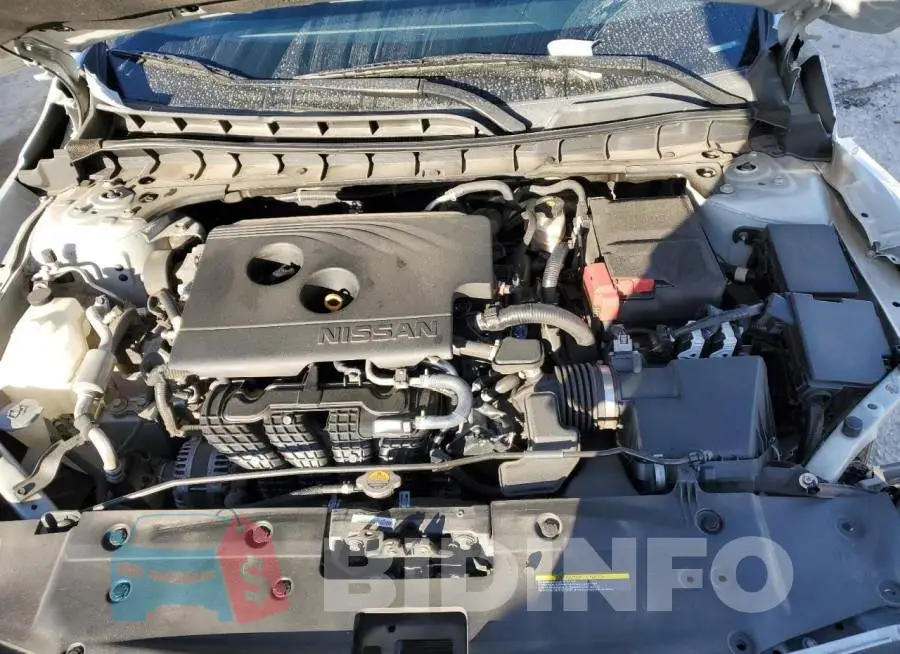 1N4BL4CV3KC146088 Photo# 11