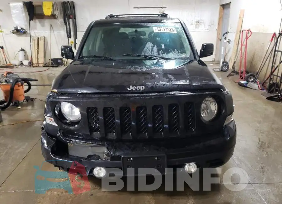1C4NJPBB2FD118272 Photo# 5