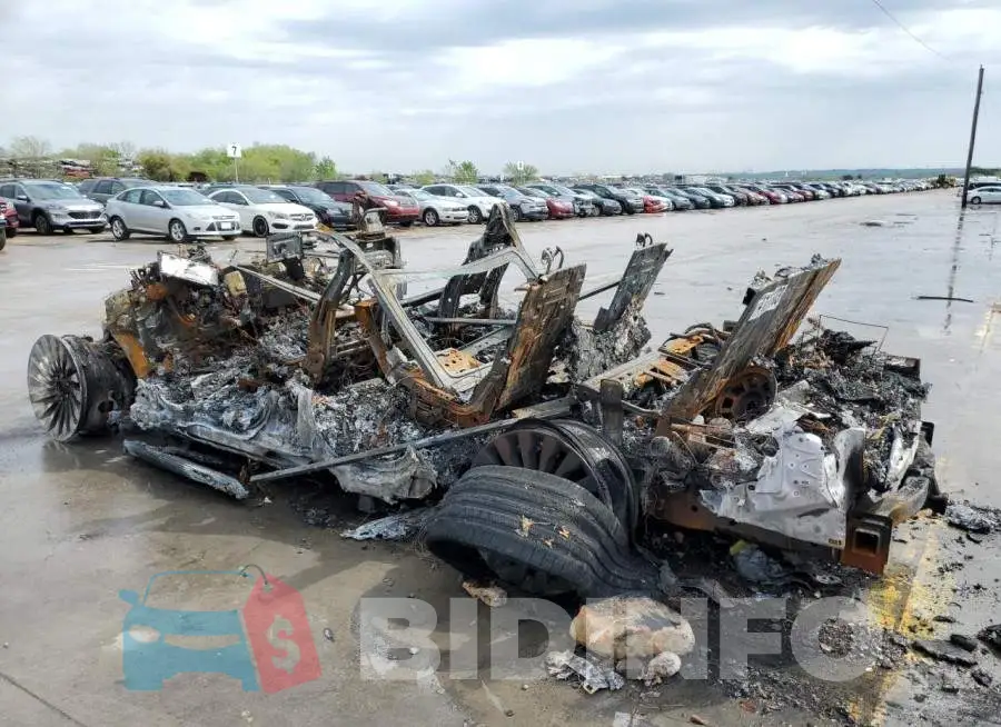 5LMJJ2LT4KEL10864 Photo# 2