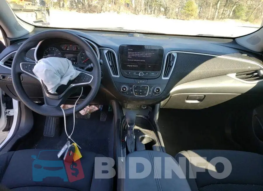 1G1ZD5ST1NF156139 Photo# 8