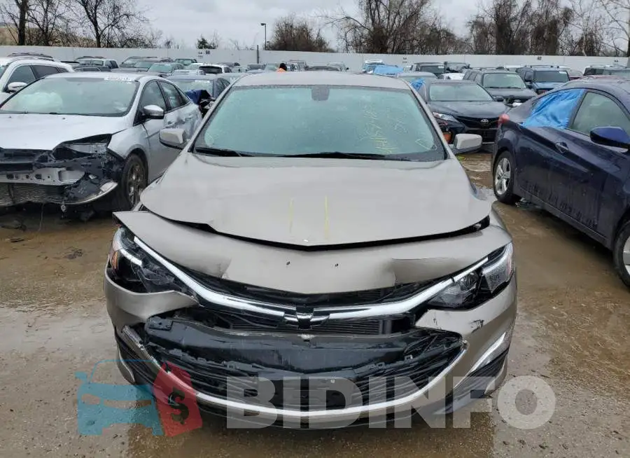1G1ZG5ST3NF171023 Photo# 5