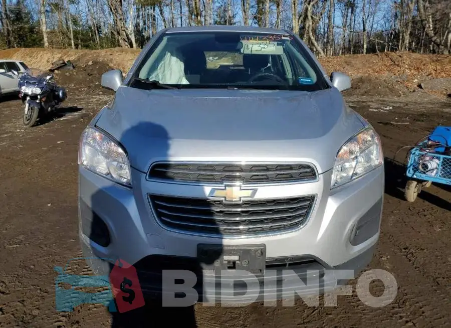 3GNCJNSB8GL267865 Photo# 5