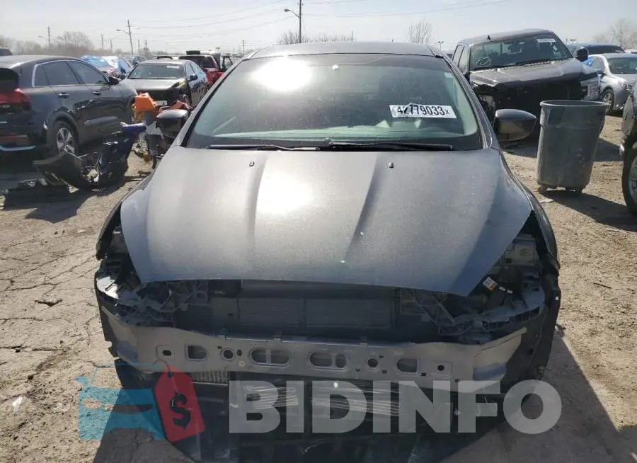 1FADP3FE7JL243750 Photo# 5