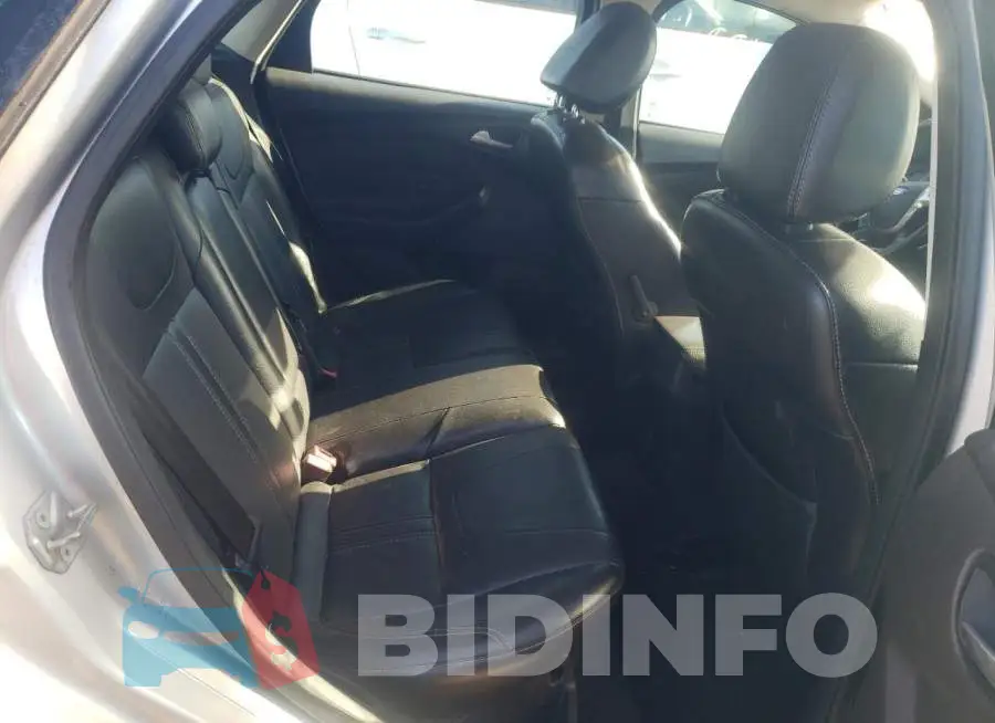 1FADP3K20EL102276 Photo# 6