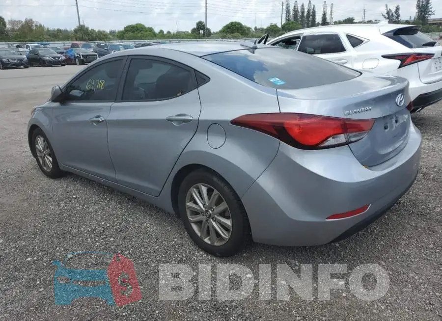 5NPDH4AE3GH722068 Photo# 2