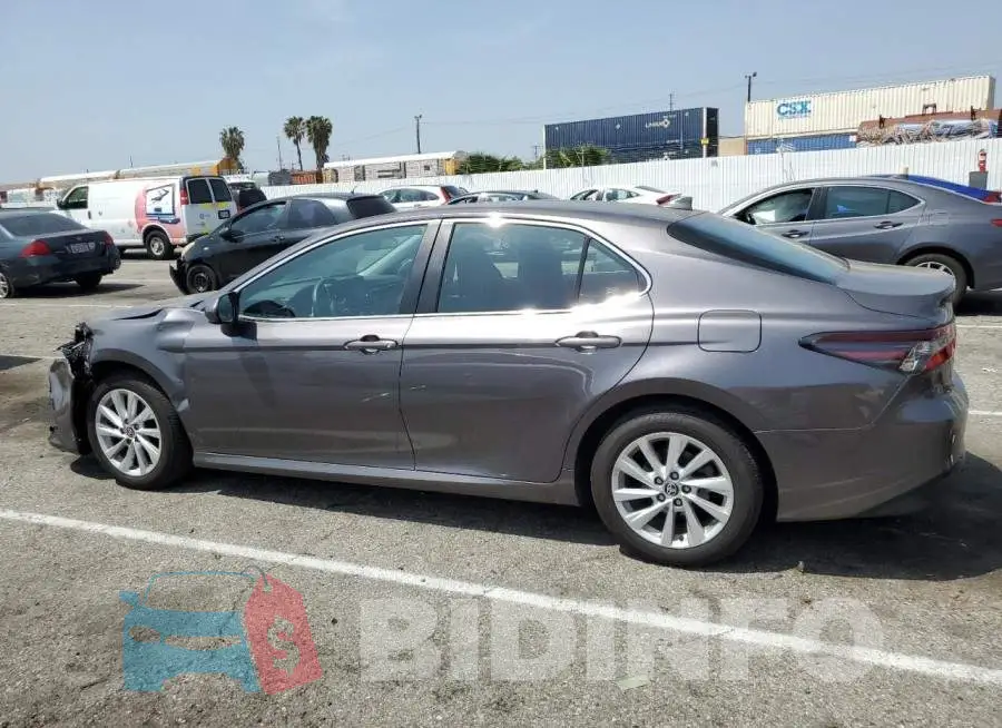 4T1C11AK5PU741842 Photo# 2