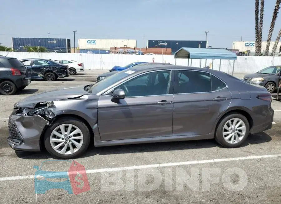 4T1C11AK5PU741842 Photo# 1