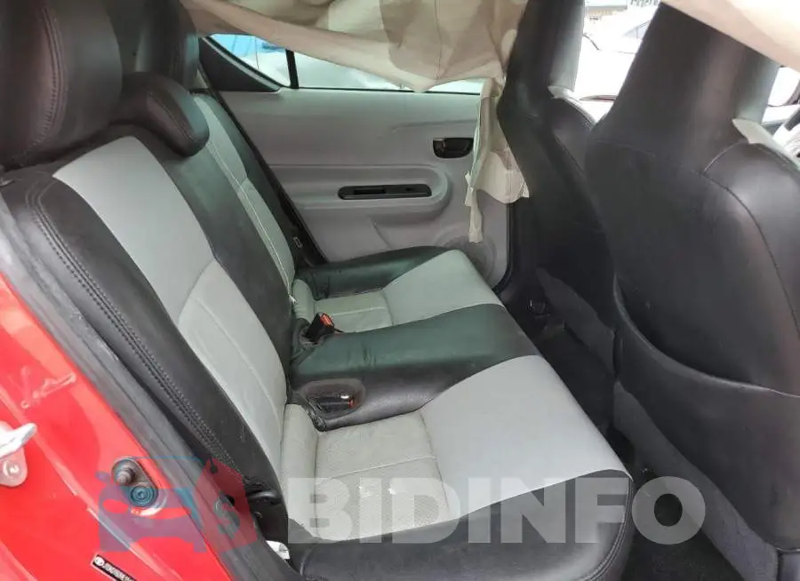 JTDKDTB39E1562972 Photo# 10