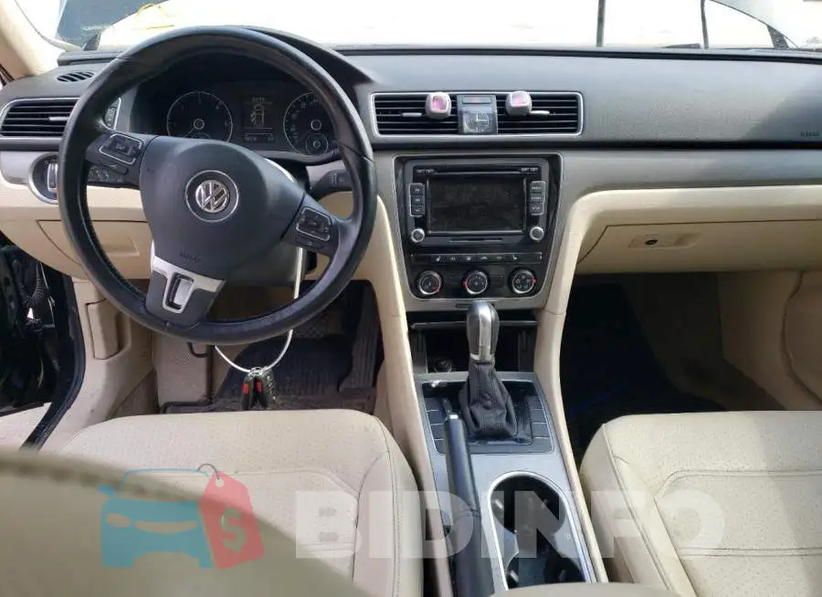 1VWBN7A33EC121328 Photo# 8