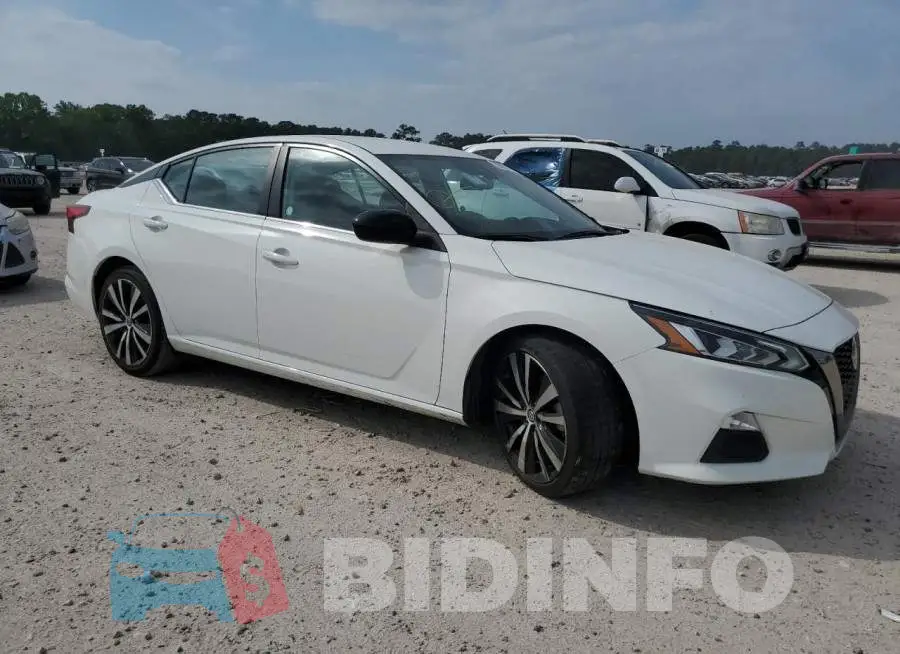 1N4BL4CV6MN359687 Photo# 4