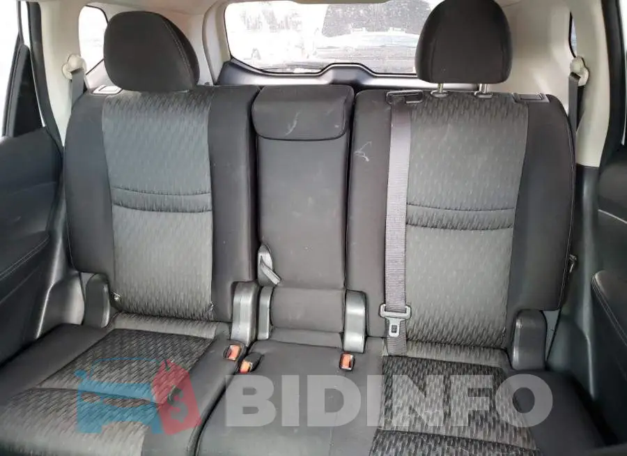 JN8AT2MTXHW142090 Photo# 10