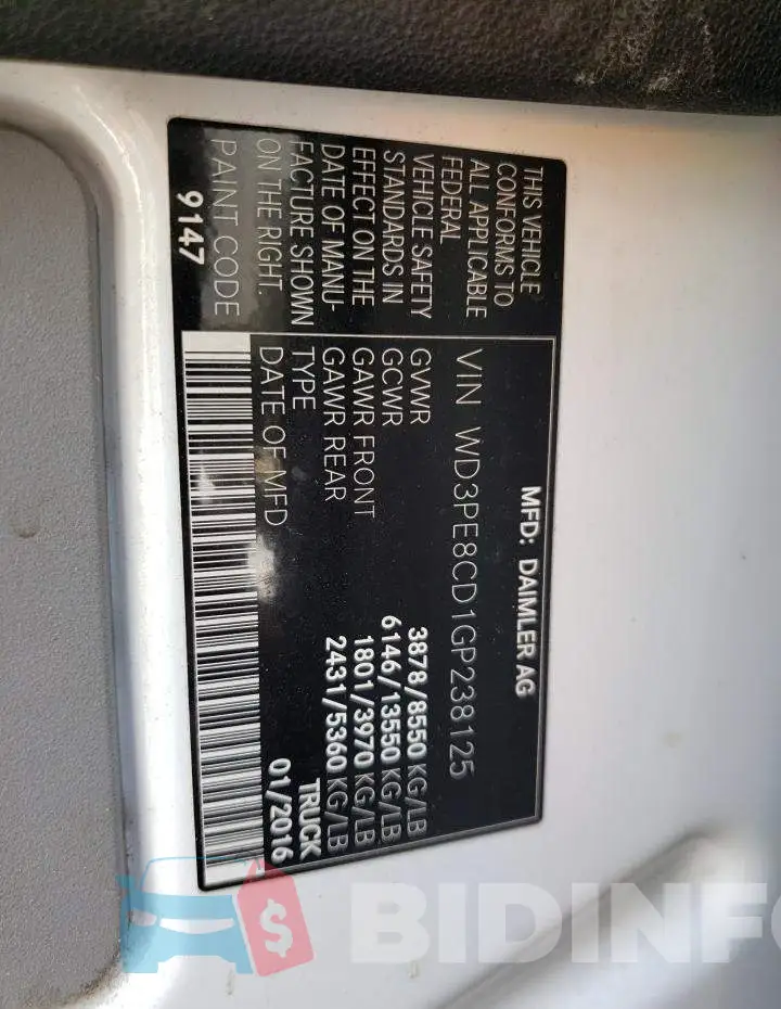 WD3PE8CD1GP238125 Photo# 14