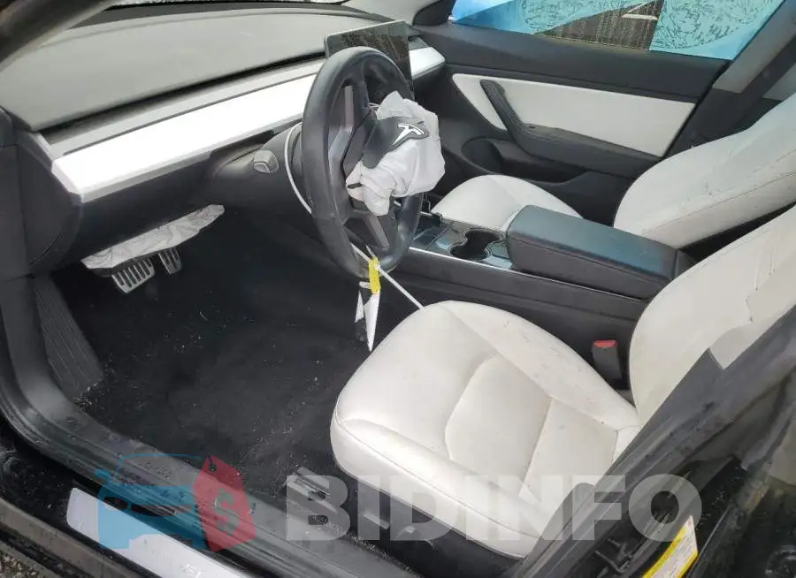 5YJ3E1EAXJF155339 Photo# 7