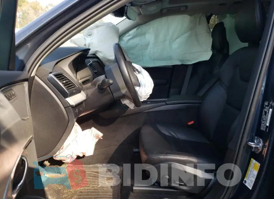 YV4102PK6M1673251 Photo# 7