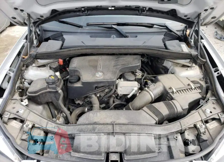 WBAVM1C57FV498889 Photo# 12